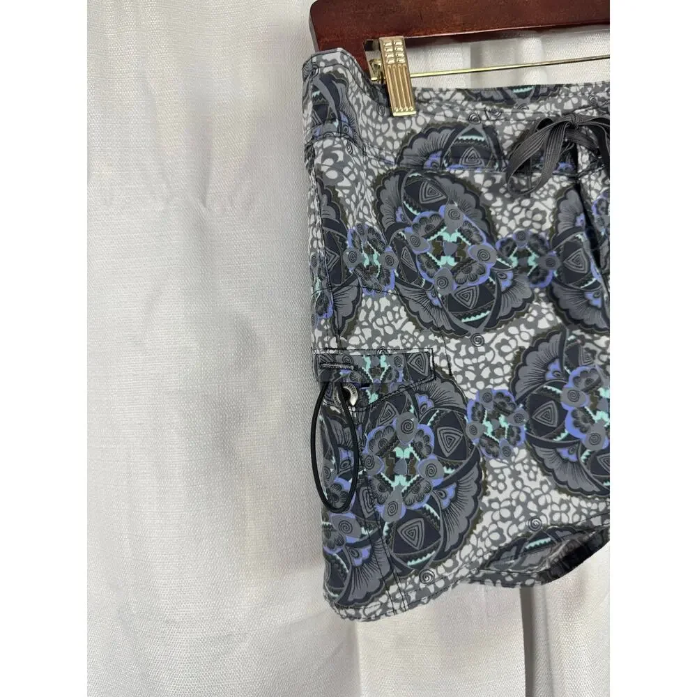 Patagonia Wavefarer Board Shorts Womens 10 Gray Blue Surf - Picture 2 of 5